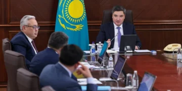 Бектенов Өнеркәсіп министріне: металлургия саласына назар аударыңыз, қарқыны мәз емес